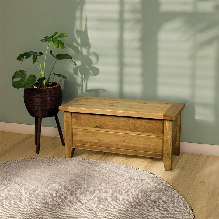 Vienna Oak Blanket Box