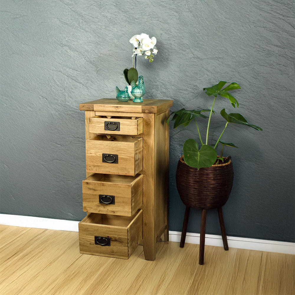 Yes Four Drawers Oak Chest