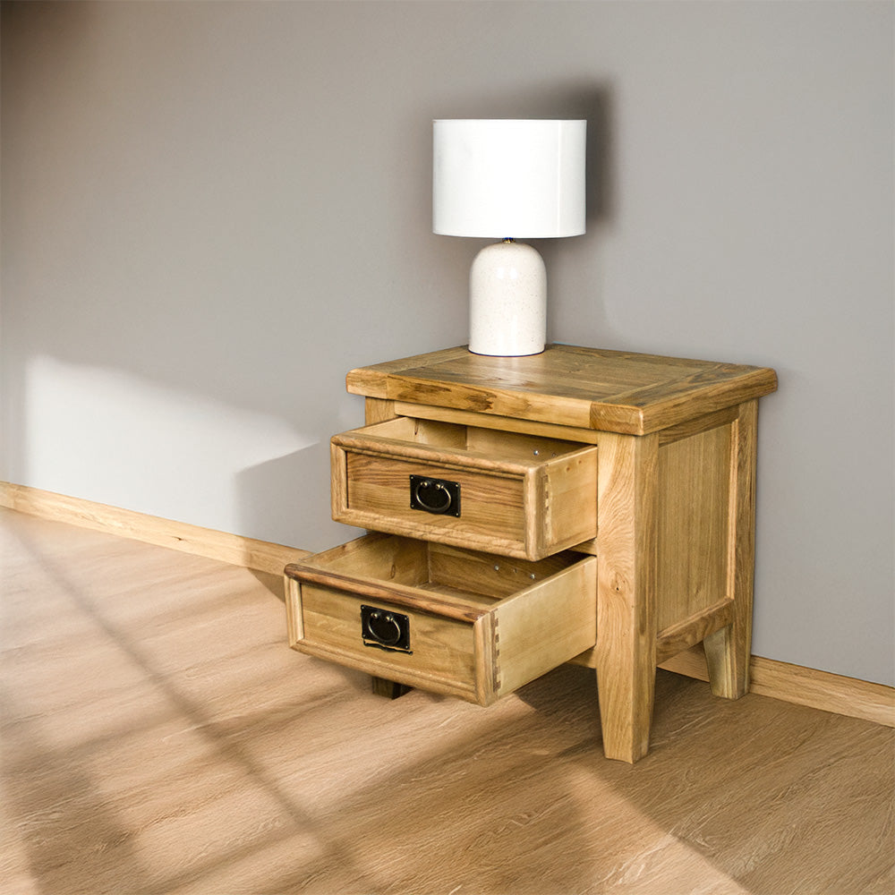 Yes Oak Lamp Table